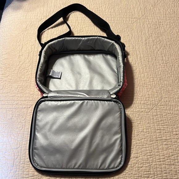 Old Navy Pink leopard insulated lunchbag - Picture 2 of 2